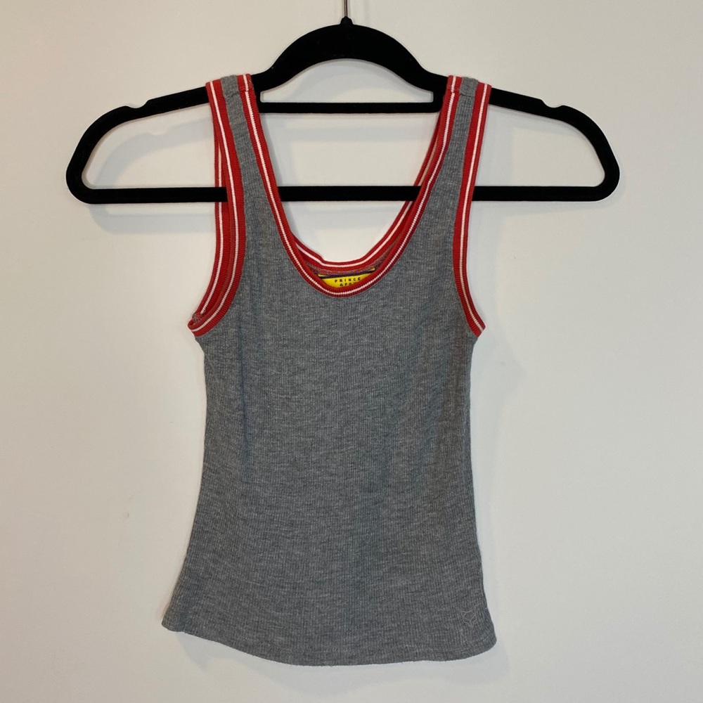 Gray tank top